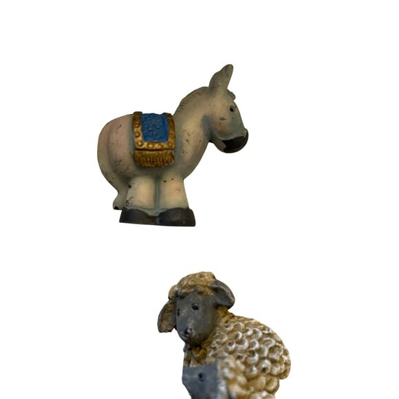 Holiday Seasons 11 Piece Nativity Set Christmas Figurines Vintage Deadstock u - Picture 9 of 16